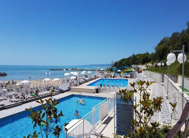 White Lagoon Resort